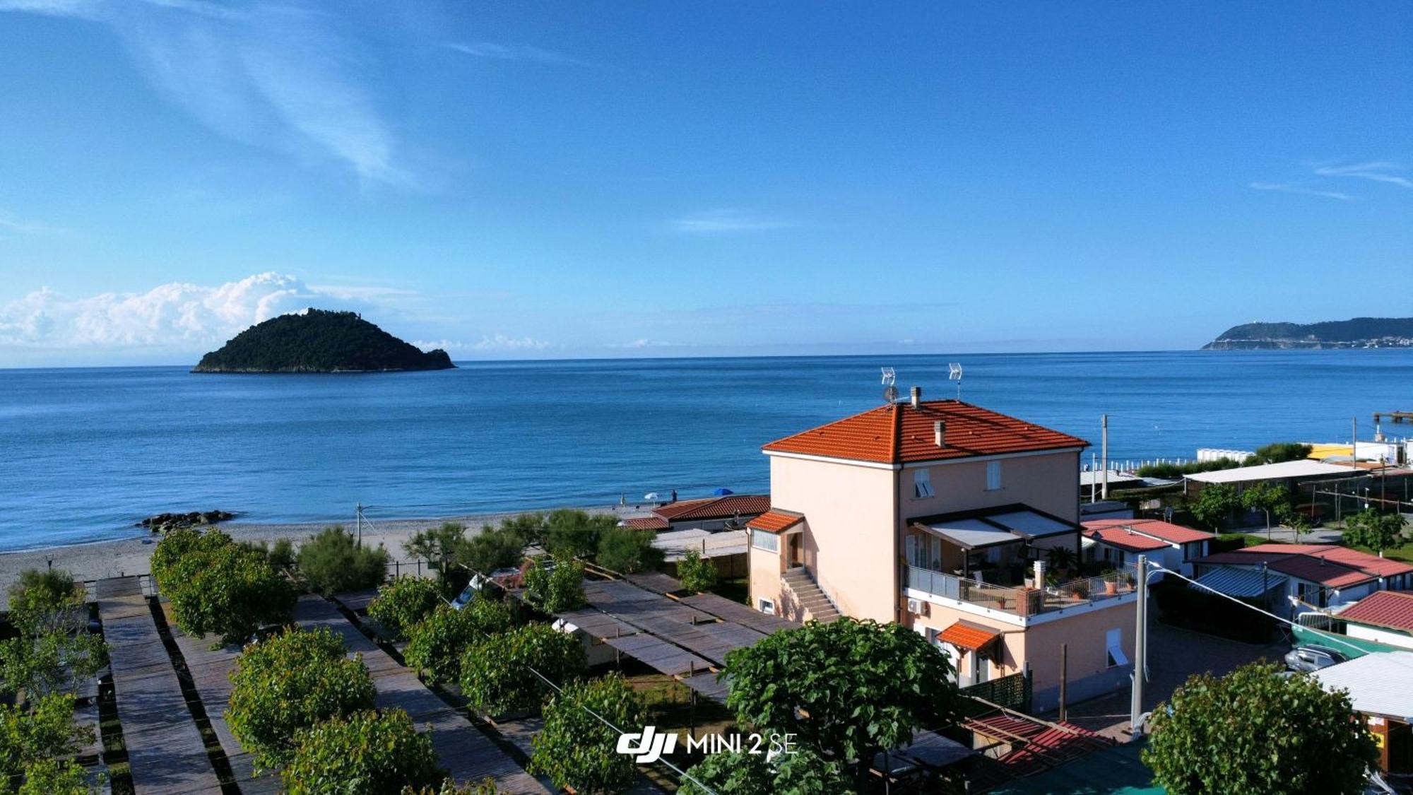 Residence Riviera อัลเบงกา ภายนอก รูปภาพ